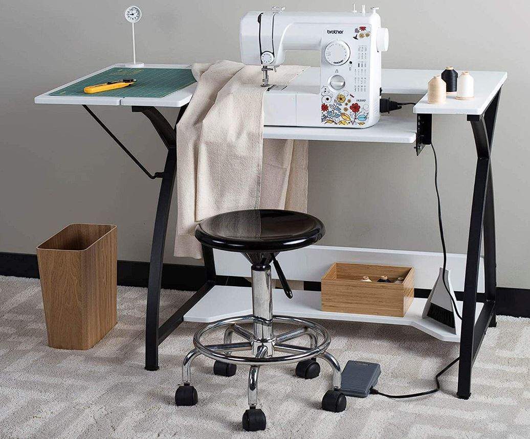 Top 5 Sewing Tables and Desks 2022 - Sewing Machine Guide