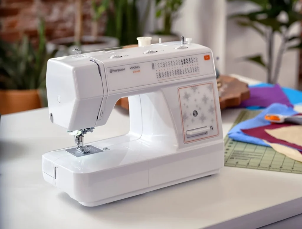 Husqvarna Viking E20 Sewing Machine