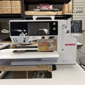 Review and Overview of the Bernina 880 PLUS: The Pinnacle of Sewing ...