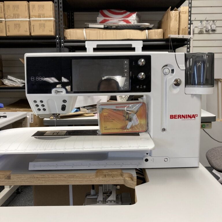 Review and Overview of the Bernina 880 PLUS The Pinnacle of Sewing
