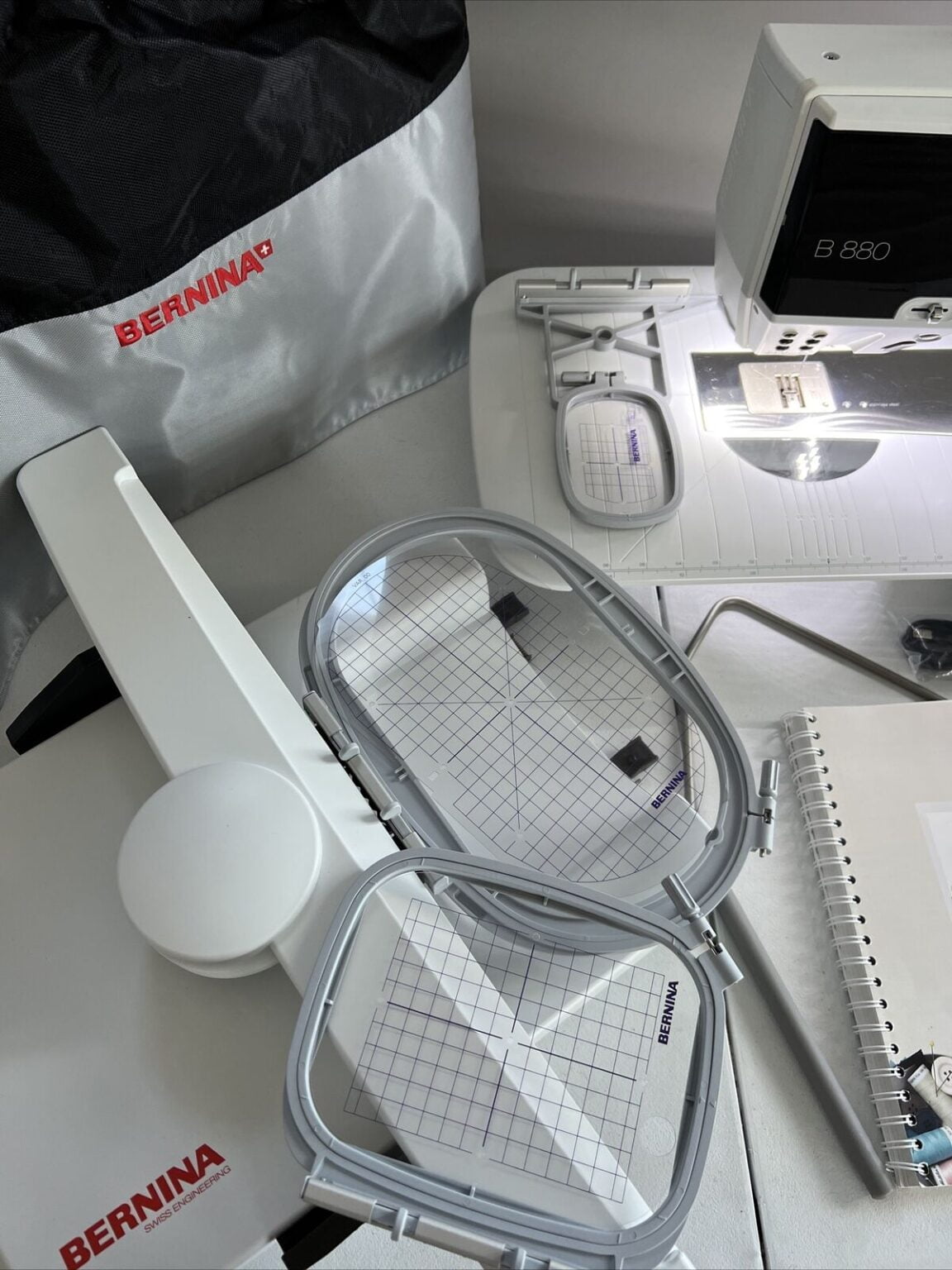 Review and Overview of the Bernina 880 PLUS The Pinnacle of Sewing