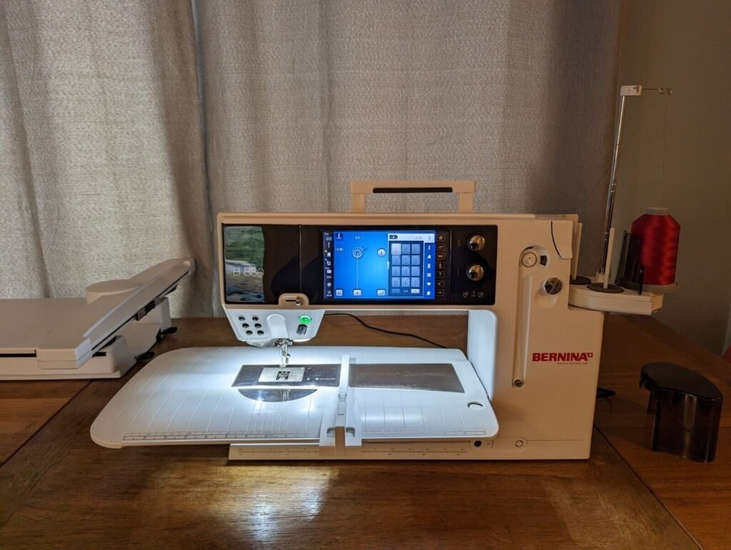 Review and Overview of the Bernina 880 PLUS: The Pinnacle of Sewing ...