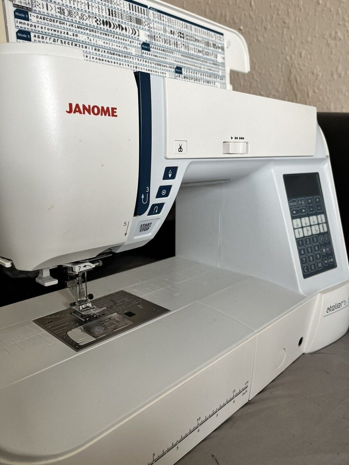 Review of the Janome Atelier 6 Sewing Machine SewingMachineGuide.co.uk